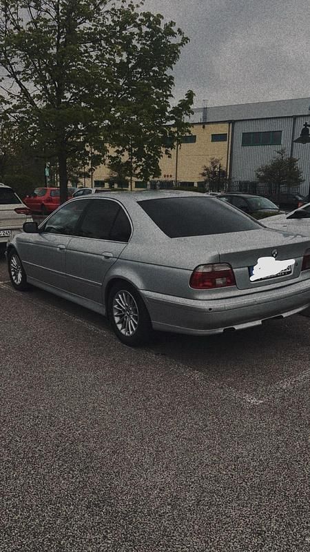 Silber Gebraucht 2000 BMW 525 Limousine | 3.500 € (Fairer Preis) - Bild 1/4