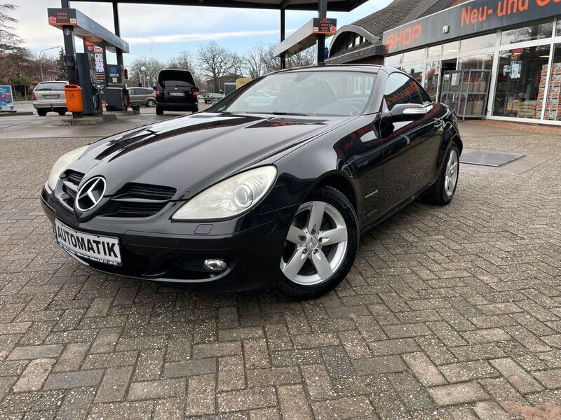 Schwarz Gebraucht 2004 Mercedes SLK200 Cabrio | 10.990 € (Etwas zu teuer) - Bild 1/4