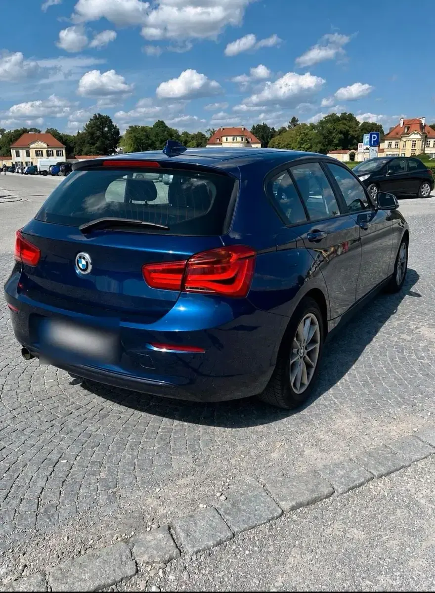 Gebraucht BMW 116 Sport Line 109 PS (80 kW) 2019 Blau Kleinwagen