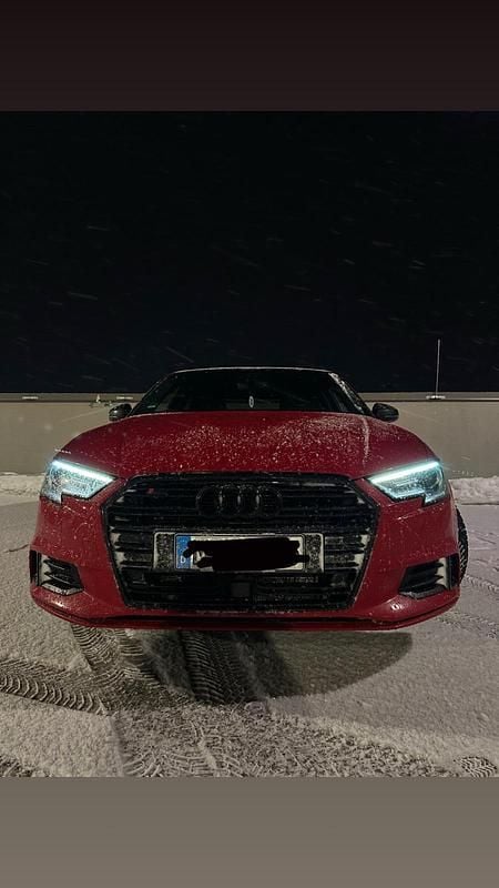 Gebraucht Audi A3 Comfort 150 PS (110 kW) 2016 Rot Limousine