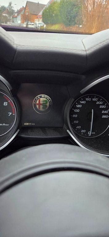 Gebraucht Alfa Romeo Stelvio Veloce 280 PS (205 kW) 2021 Schwarz SUV