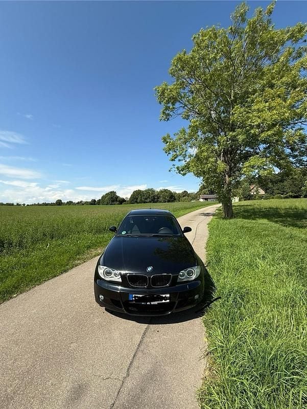 Schwarz Gebraucht 2006 BMW 118 Shadowline Kleinwagen | 4.300 € (Superpreis) - Bild 1/4