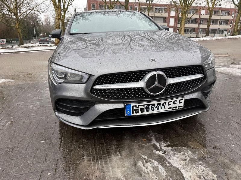 Gebraucht Mercedes CLA250e Shooting Brake AMG 218 PS (160 kW) 2020 Grau Kombi