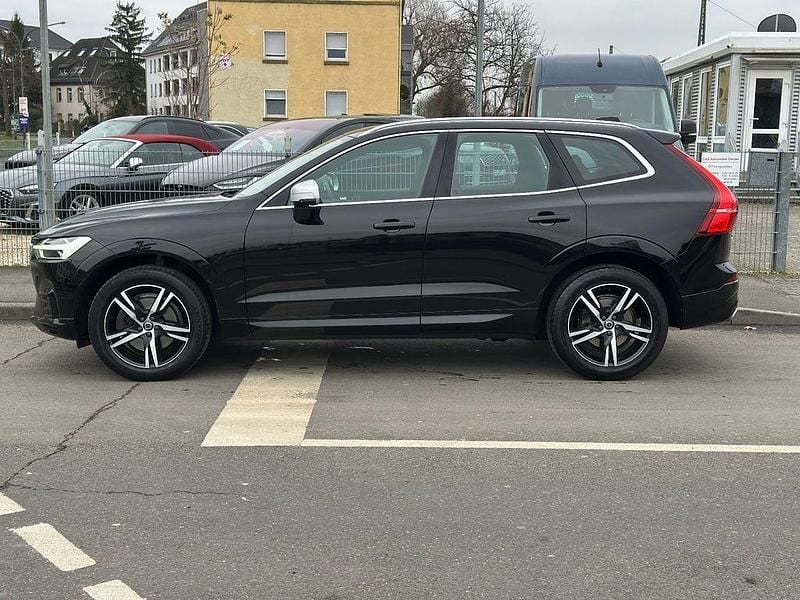 Gebraucht Volvo XC60 R-Design 250 PS (183 kW) 2018 Onyx black (metallic) SUV