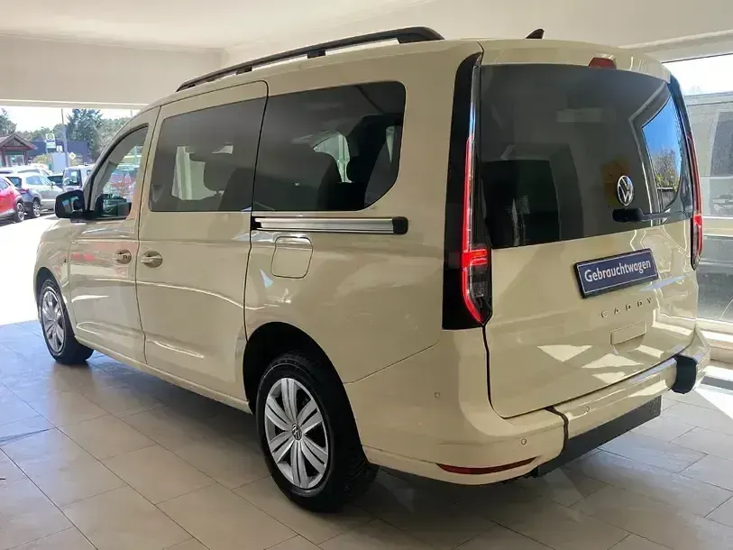 Gebraucht VW Caddy Maxi 122 PS (89 kW) 2025 Beige Van / Kleinbus