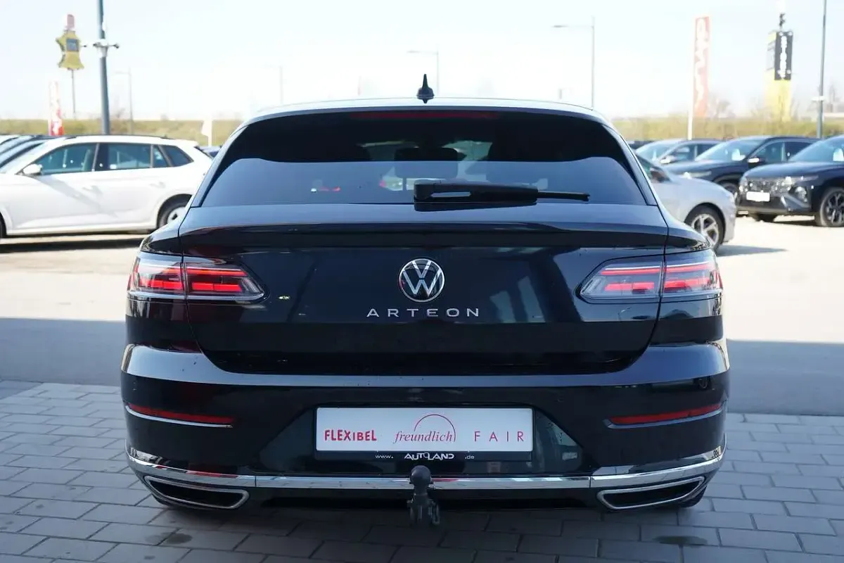 Gebraucht VW Arteon Elegance 190 PS (139 kW) 2023 Schwarz Limousine