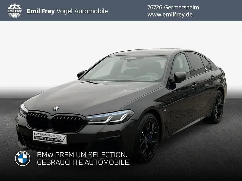 Sophistograu brillanteffekt me Gebraucht 2023 BMW 545e Sport Line Limousine | 51.680 € (Teuer) - Bild 1/3