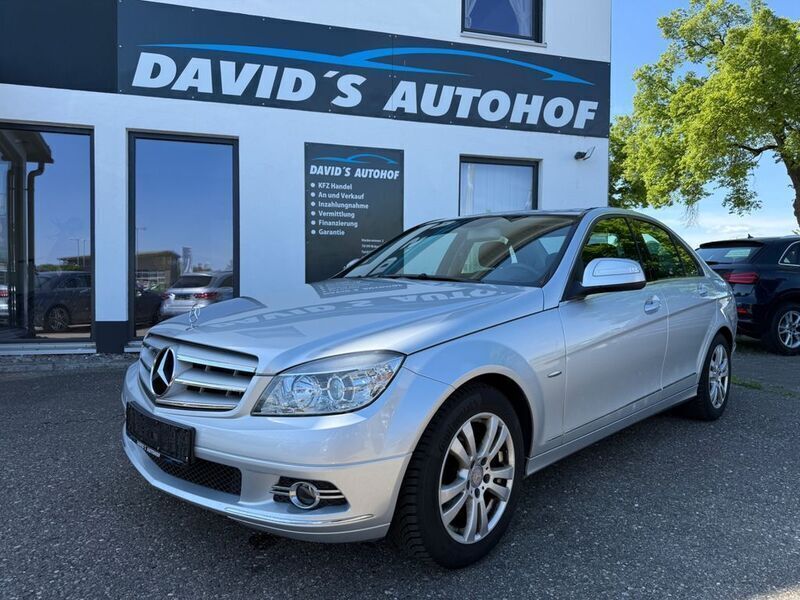 Silber Gebraucht 2008 Mercedes C200 Elegance Limousine | 6.900 € (Fairer Preis) - Bild 1/4