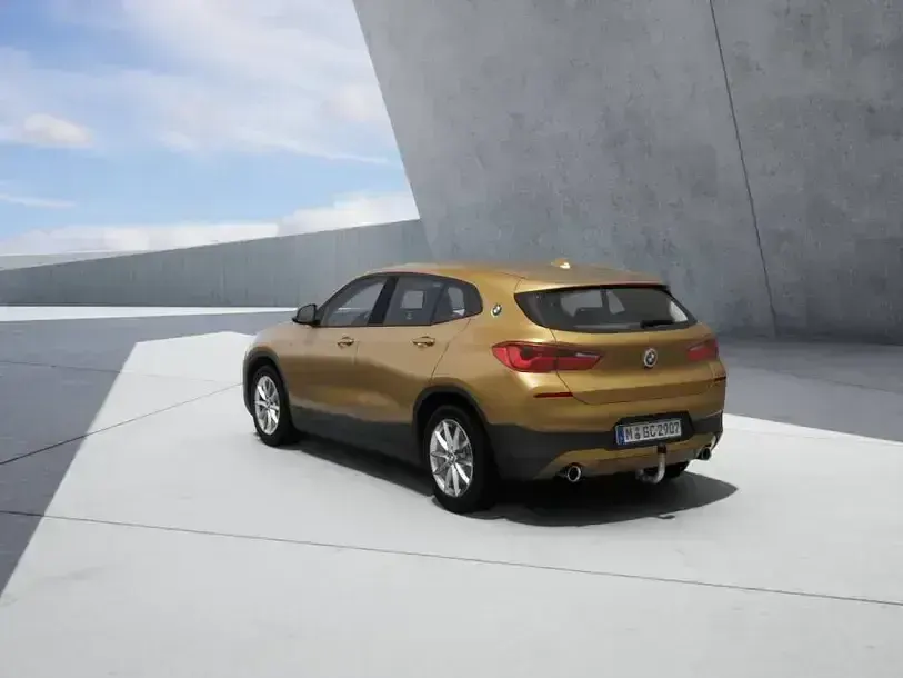 Gebraucht BMW X2 Advantage 190 PS (139 kW) 2022 Gold SUV