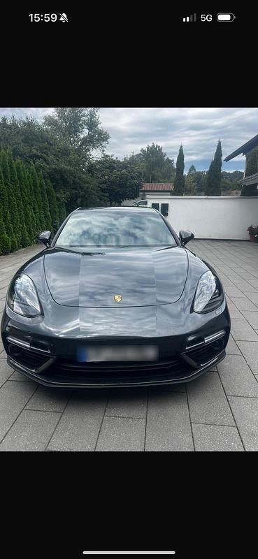 Grau Gebraucht 2016 Porsche Panamera Turbo Limousine | 79.500 € (Teuer) - Bild 1/4