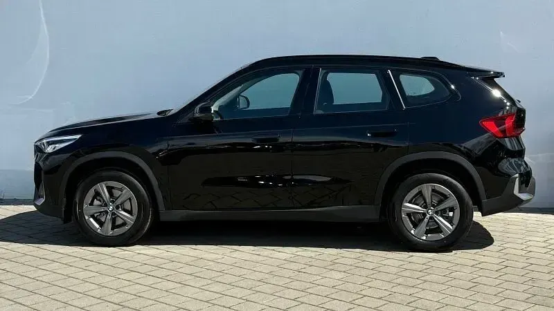 Neu BMW X1 136 PS (100 kW) 2026 Schwarz SUV