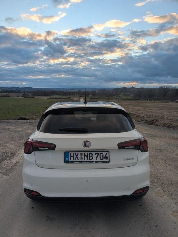 Gebraucht Fiat Tipo S 120 PS (88 kW) 2018 Weiß Limousine