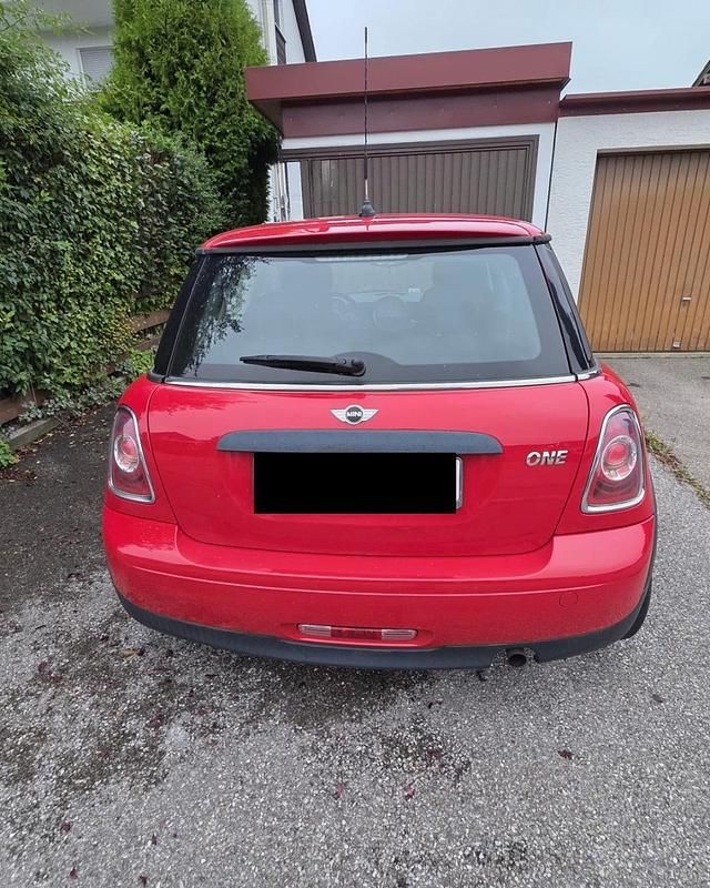 Gebraucht Mini ONE 75 PS (55 kW) 2012 Rot Kleinwagen