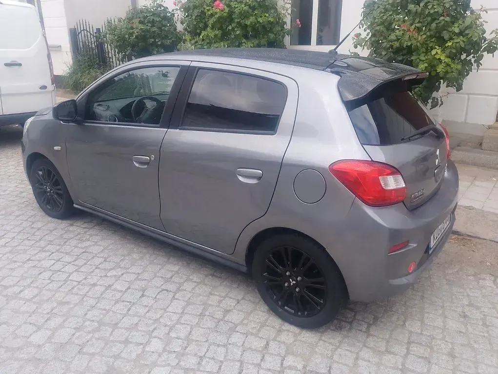 Gebraucht Mitsubishi Space Star Top 80 PS (58 kW) 2019 Grau Kleinwagen