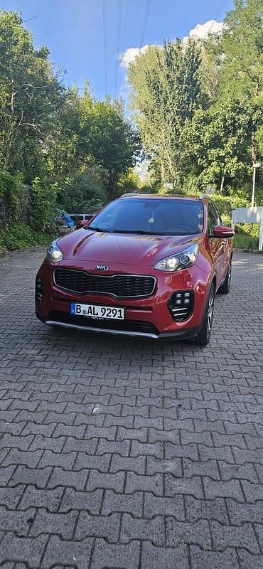 Rot Gebraucht 2017 Kia Sportage GT-Line SUV | 13.800 € (Fairer Preis) - Bild 1/4