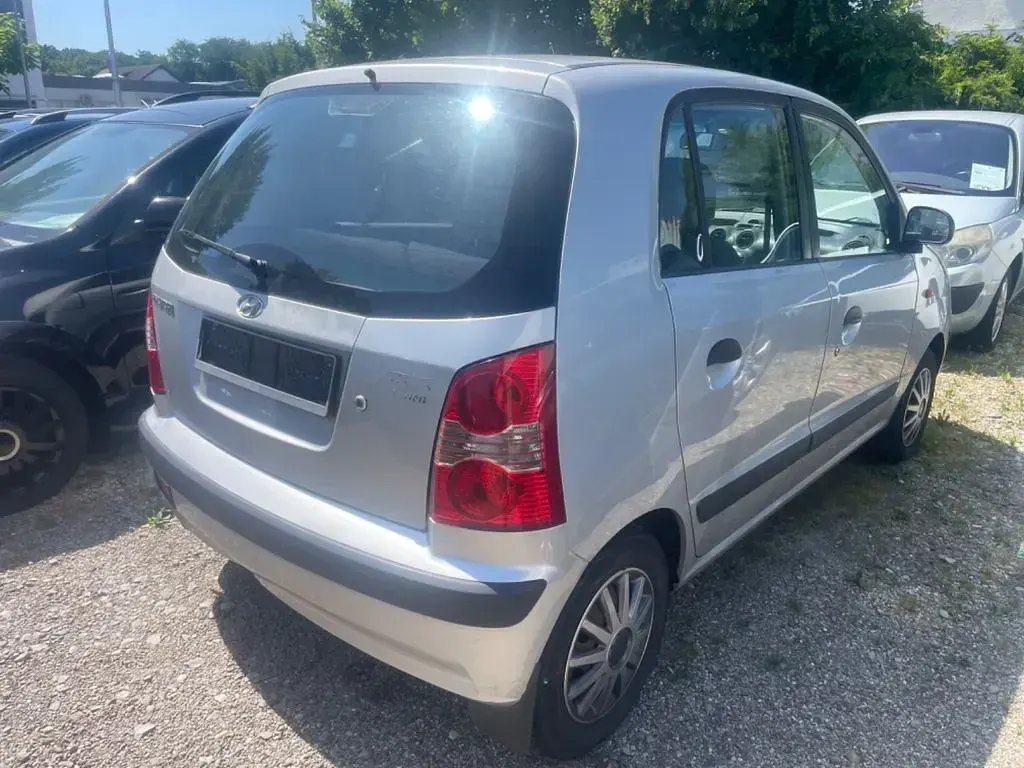 Gebraucht Hyundai Atos 58 PS (42 kW) 2005 Silber Kleinwagen