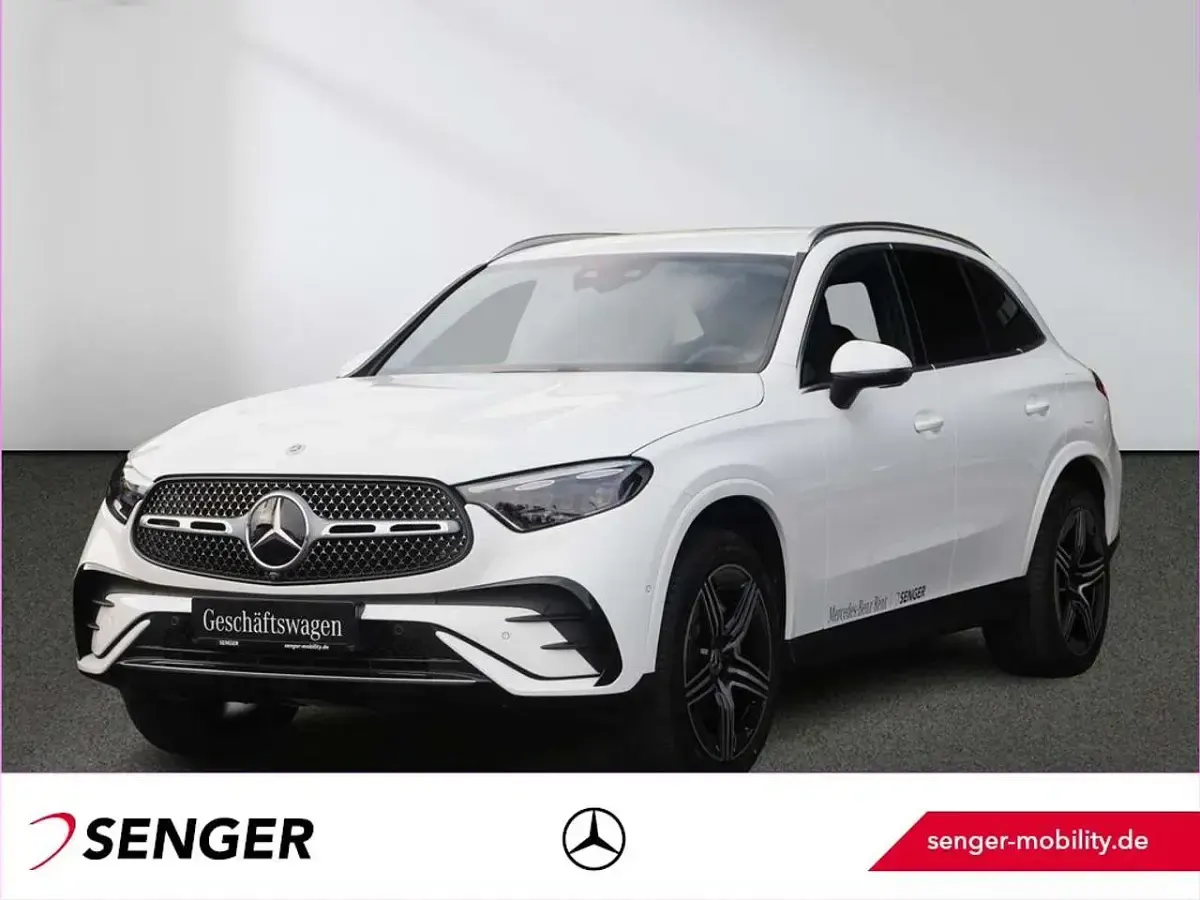Używany Mercedes GLC300e AMG 197 KM (144 kW) 2025 SUV
