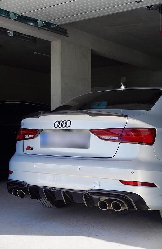 Gebraucht Audi S3 Design 430 PS (316 kW) 2018 Andere farben Limousine