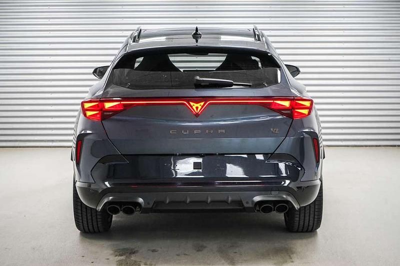Neu Cupra Formentor VZ 333 PS (244 kW) 2025 Magnetic grau SUV