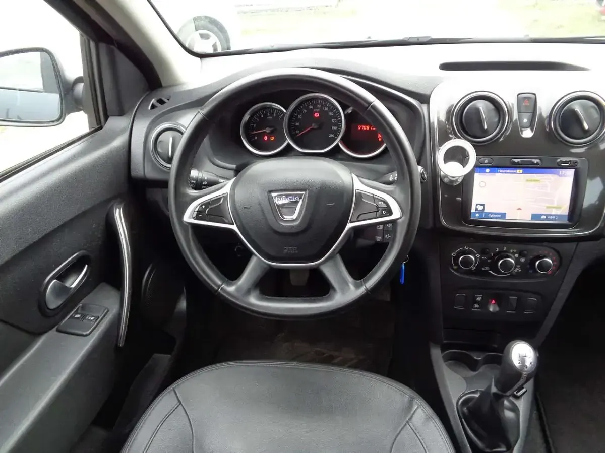 Occasion Dacia Logan Lauréate 90 ch (66 kW) 2017 Gris Break