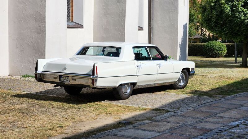 Gebraucht Cadillac Fleetwood Brougham 375 PS (275 kW) 1970 Weiß Limousine