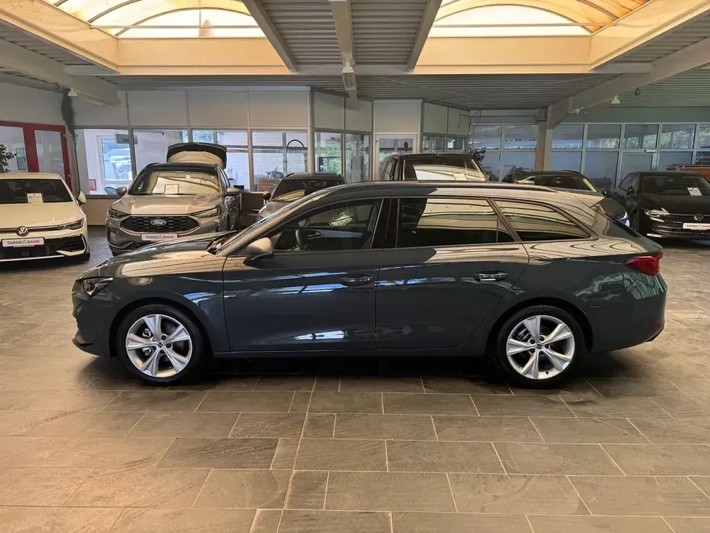 Gebraucht Seat Leon FR 150 PS (110 kW) 2026 Blau Limousine
