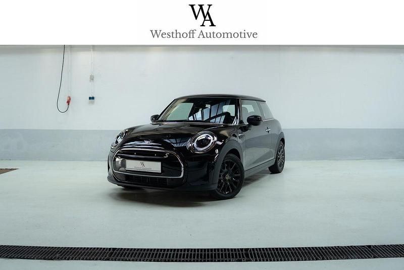 Schwarz Gebraucht 2022 Mini Cooper SE Kleinwagen | 19.900 € (Fairer Preis) - Bild 1/4