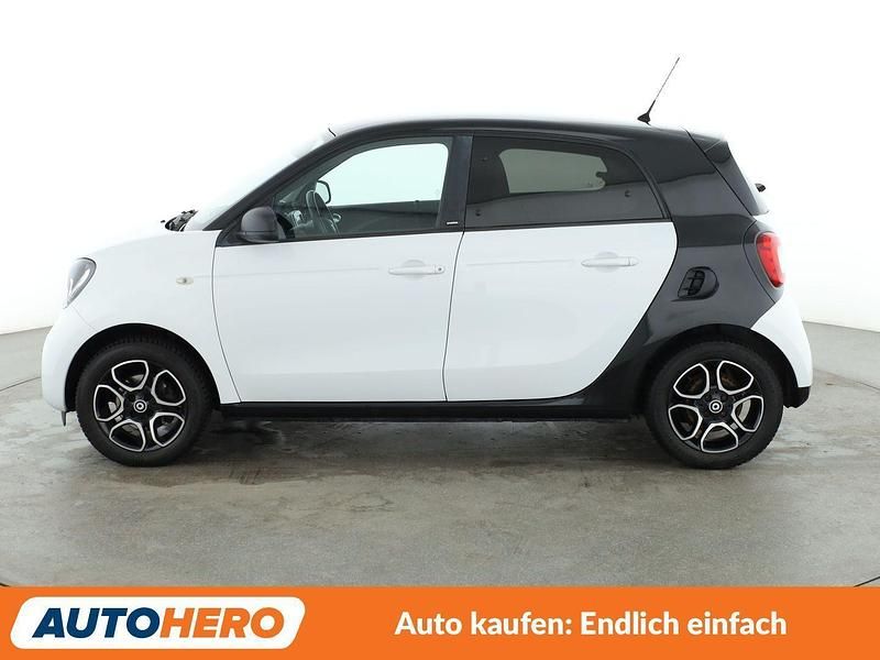 Gebraucht Smart ForFour Basis 90 PS (66 kW) 2017 Weiß Kleinwagen