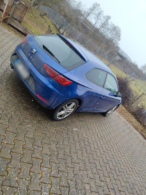 Gebraucht Seat Leon SC FR 179 PS (131 kW) 2017 Blau Kleinwagen