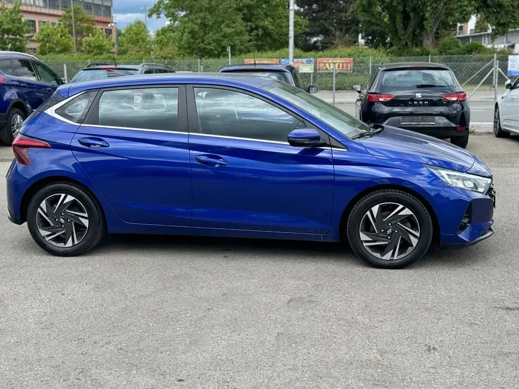 Gebraucht Hyundai i20 Edition 30 101 PS (74 kW) 2021 Blau Kleinwagen