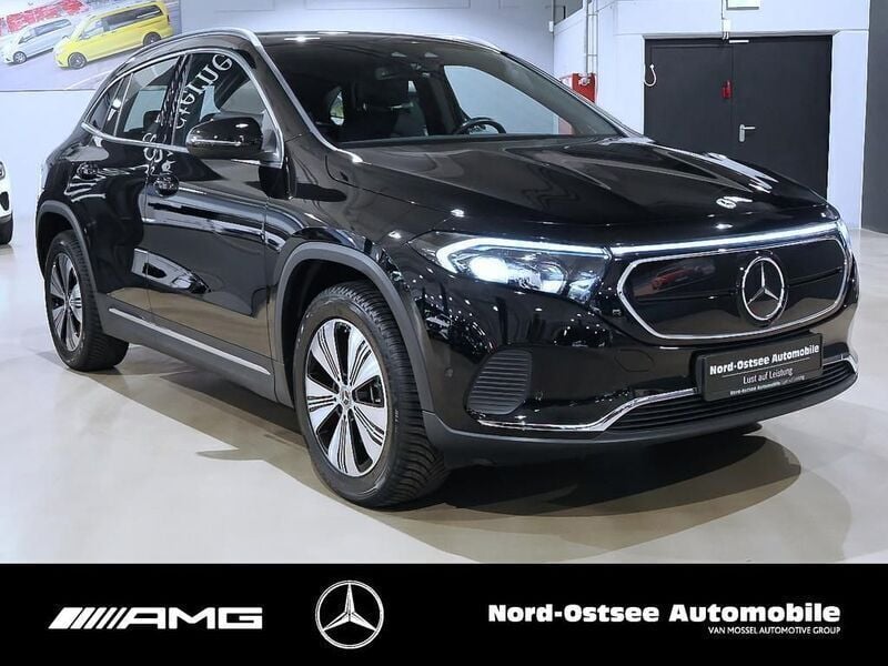Gebraucht Mercedes EQA250 Progressive 139 kW (190 PS) 2023 Schwarz SUV