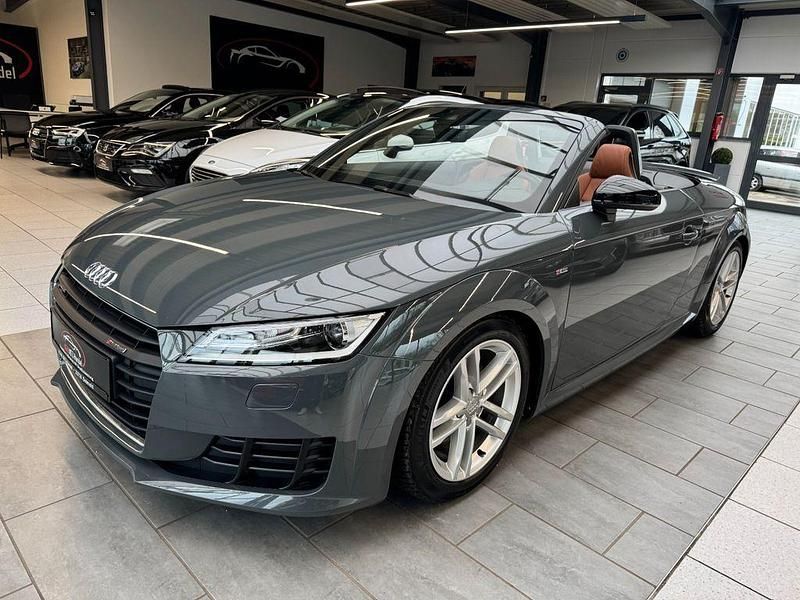 Gebraucht Audi TT Roadster S-Line 230 PS (169 kW) 2016 Grau Cabrio