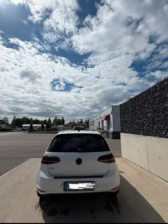 Gebraucht VW Golf VII GTD 184 PS (135 kW) 2015 Weiß Limousine