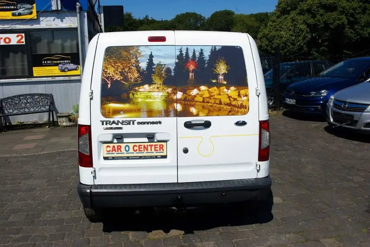 Gebraucht Ford Transit Connect 75 PS (55 kW) 2009 Frostweiß Van / Kleinbus