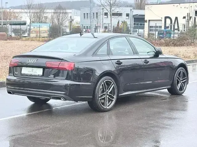 Gebraucht Audi A6 Ambiente 218 PS (160 kW) 2016 Schwarz Limousine