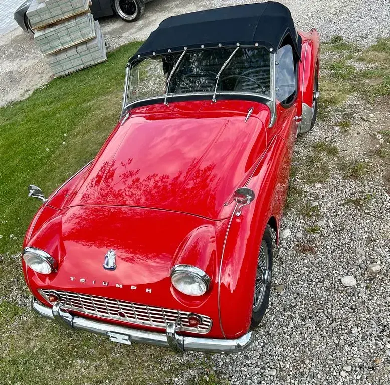 Gebraucht Triumph TR3 90 PS (66 kW) 1958 Rot Cabrio
