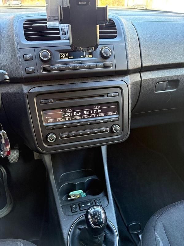 Gebraucht Skoda Fabia Ambiente 90 PS (66 kW) 2013 Silber Kombi