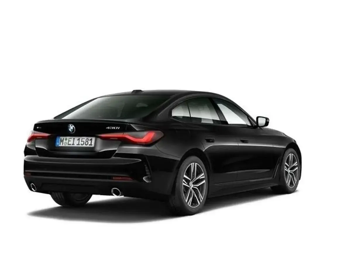 Gebraucht BMW 430 Sport Line 245 PS (180 kW) 2023 Saphirschwarz metallic Coupé