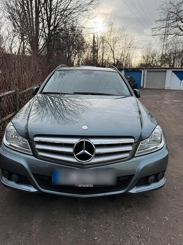 Gebraucht Mercedes C180 120 PS (88 kW) 2011 Kombi
