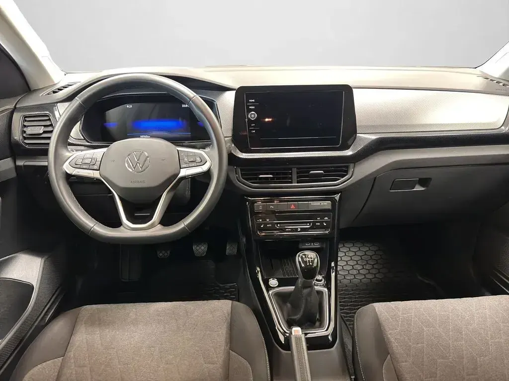 Gebraucht VW T-Cross Life 95 PS (69 kW) 2025 Reflexsilber metallic (metallic) SUV