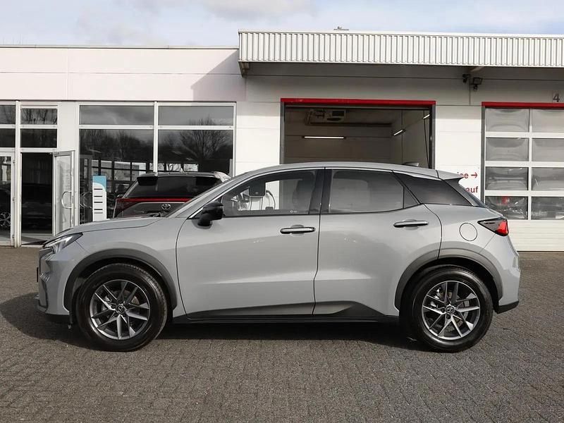 Gebraucht Lexus LBX 136 PS (100 kW) 2024 Cement grey SUV