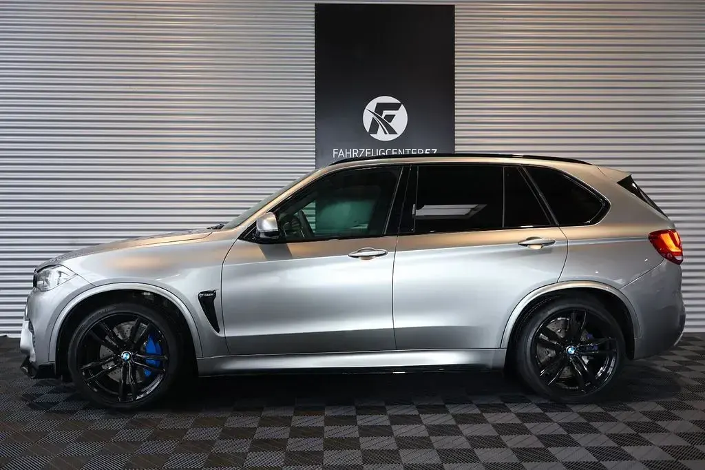 Gebraucht BMW X5 M Performance 575 PS (422 kW) 2018 Doningtongrau SUV