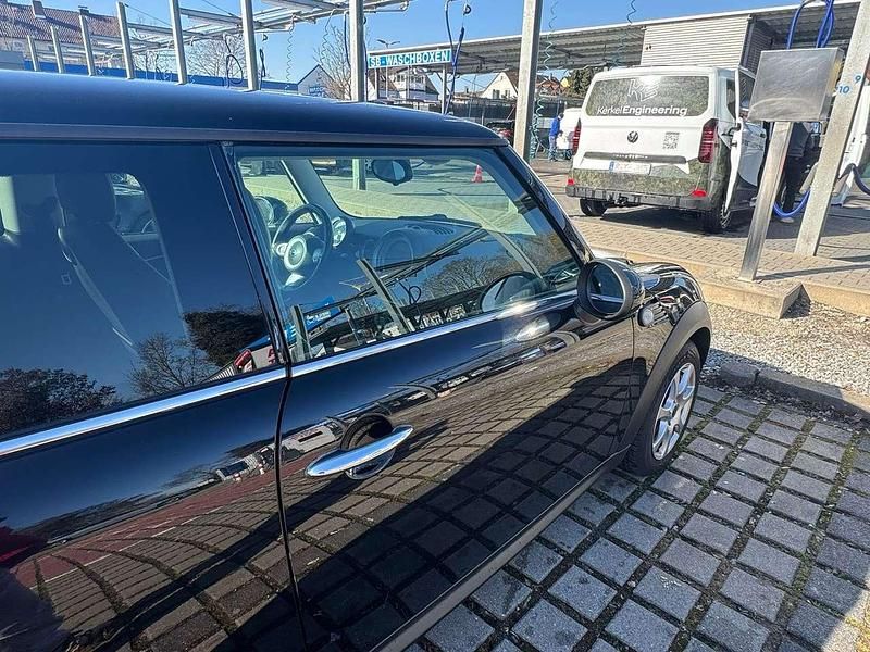 Gebraucht Mini Cooper 120 PS (88 kW) 2009 Schwarz Kleinwagen