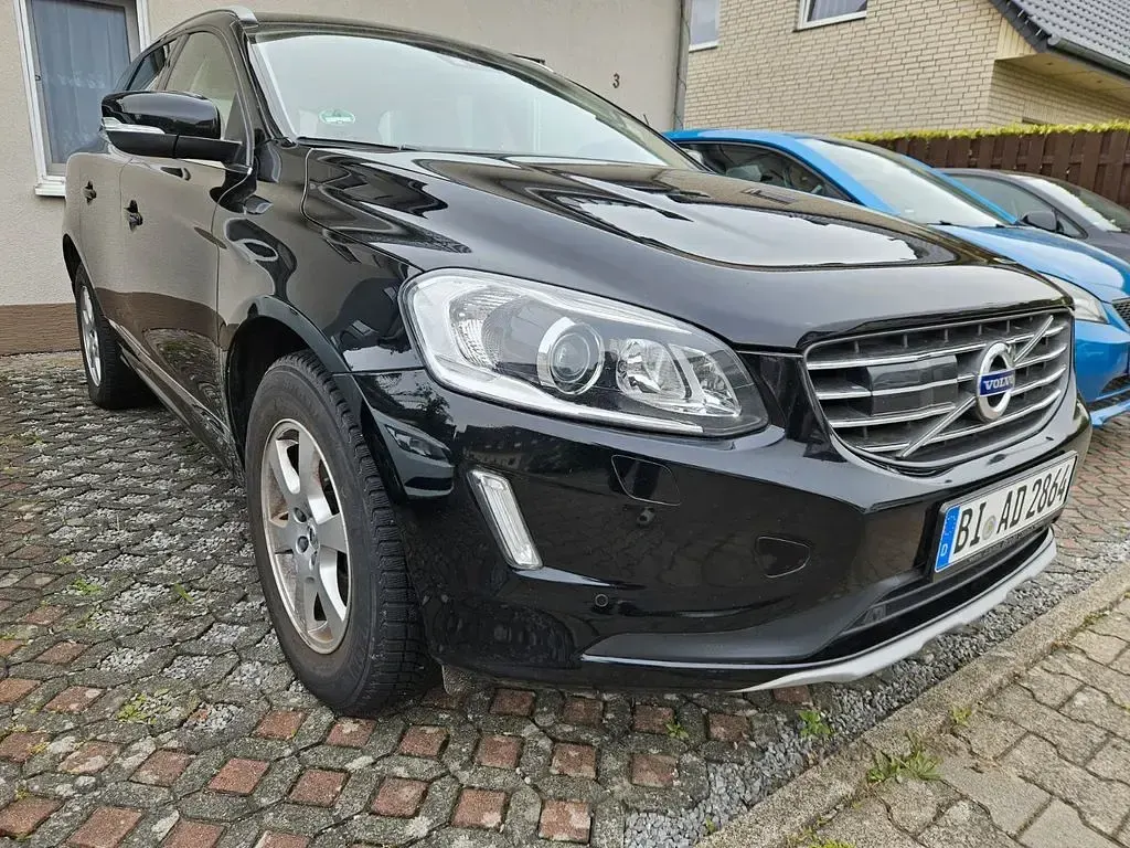 Usata Volvo XC60 Summum 190 CV (139 kW) 2017 Nero SUV
