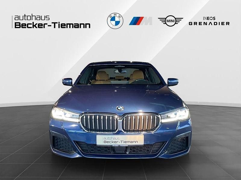 Gebraucht BMW 530 M Sport 286 PS (210 kW) 2021 Phytonicblau Limousine