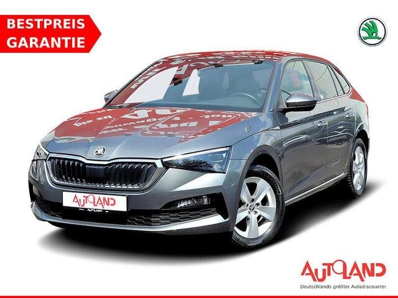 Grau Gebraucht 2023 Skoda Scala Kleinwagen | 22.490 € (Guter Preis) - Bild 1/4