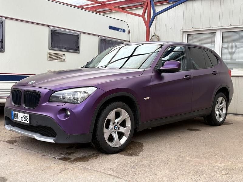 Gebraucht BMW X1 143 PS (105 kW) 2011 Violett SUV