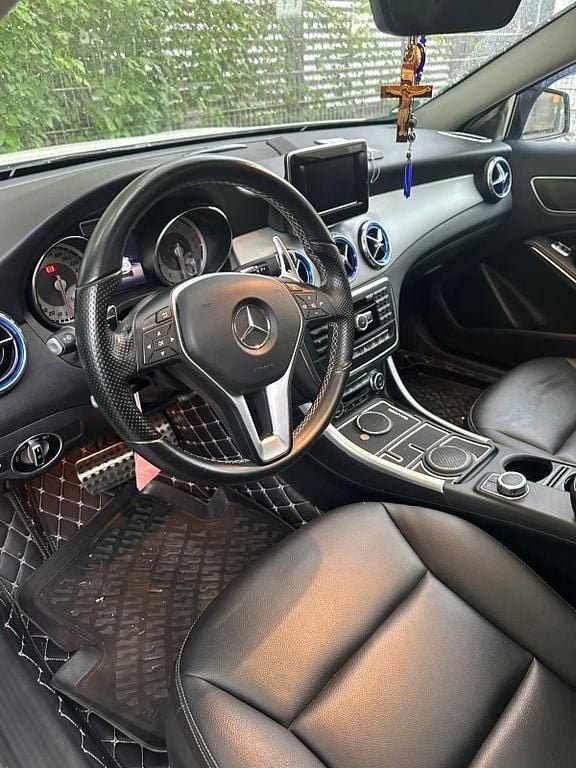 Gebraucht Mercedes GLA250 AMG line 211 PS (155 kW) 2015 Weiß SUV
