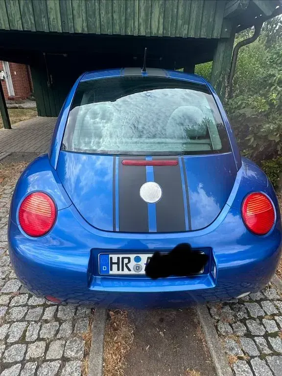 Gebraucht VW New Beetle 101 PS (74 kW) 2002 Blau Kleinwagen