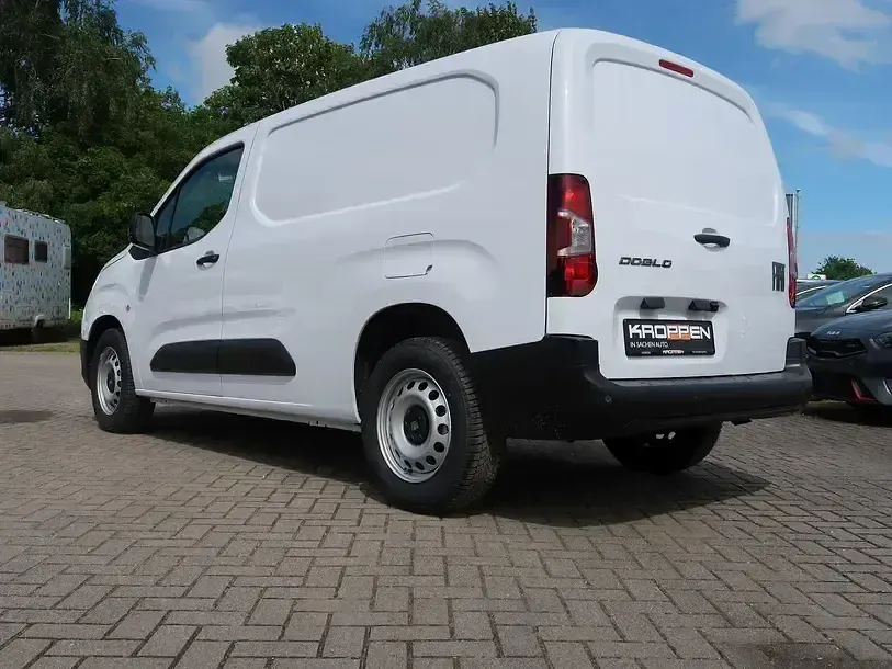 Neu Fiat Doblò 2026 Weiss Van / Kleinbus